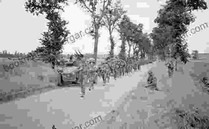 Royal Scots Advancing Through The Desert During The Gulf War Royal Scots In The Gulf: 1st Battalion The Royal Scots (The Royal Regiment) On Operation GRANBY 1990 1991 (The Royal Regiment On Operation Granby 1990 1991)